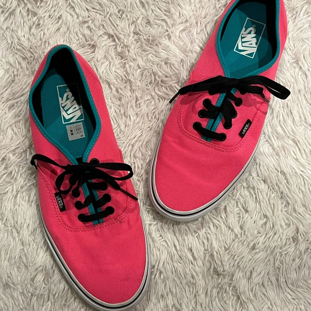 Hot pink vintage style Vans sneakers 90s - Picture 1 of 7